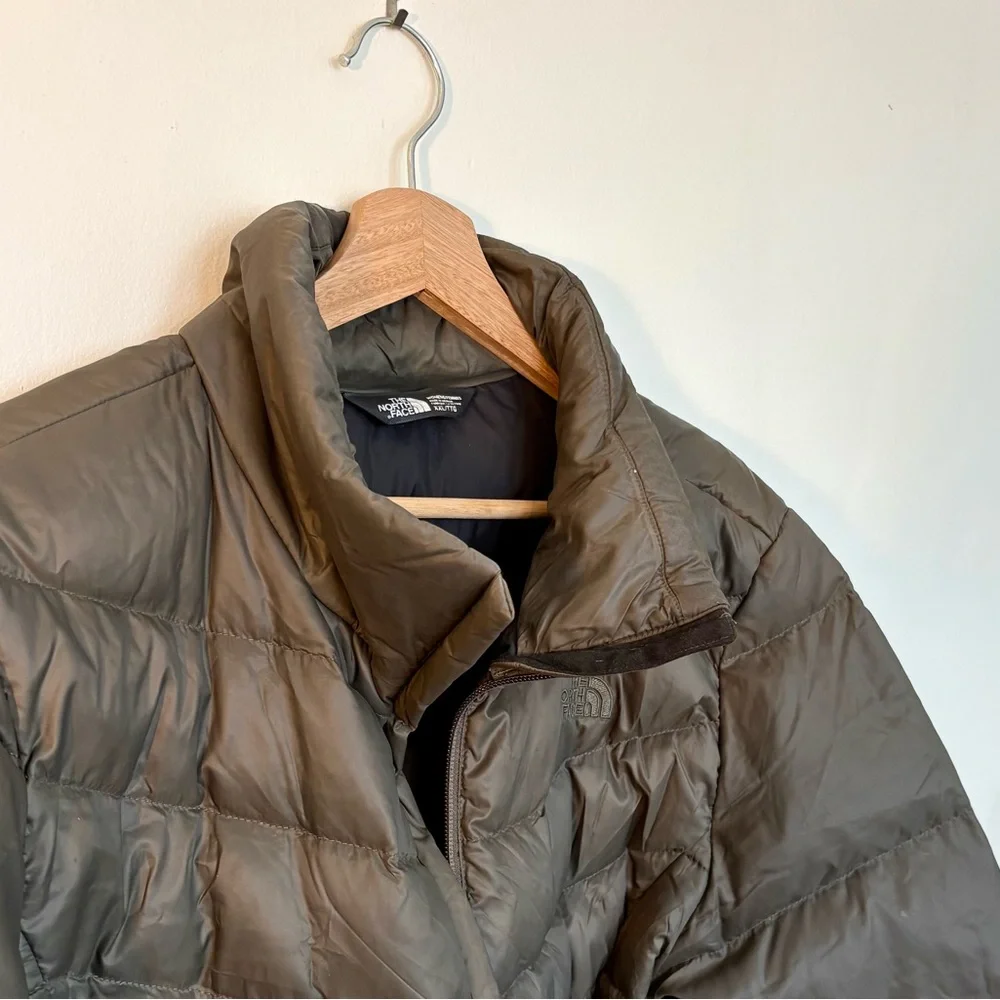 North Face Puffer - Picture 2 of 5